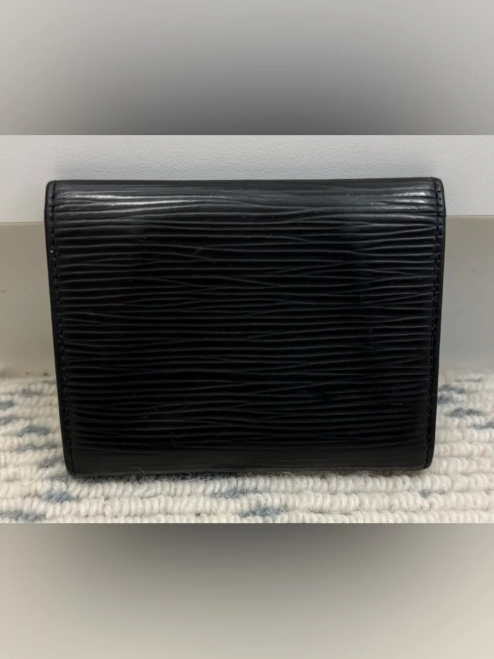 LOUIS VUITTON Unisex Classic Sleek Black Epi-Porte Monnaie Simple Coin Purse